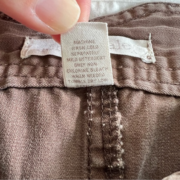 VTG Y2K Aeropostale Brown Cargo Bermuda Shorts, 5/6 - Picture 8 of 10